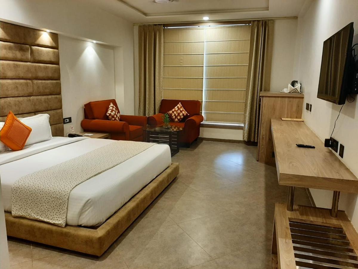 Park Avenue And Resorts Sikar 外观 照片