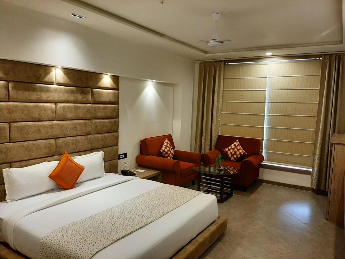 Park Avenue And Resorts Sikar 外观 照片